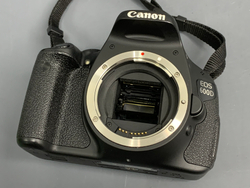 Canon 600D kit 18-55mm IS ll 50 кадров