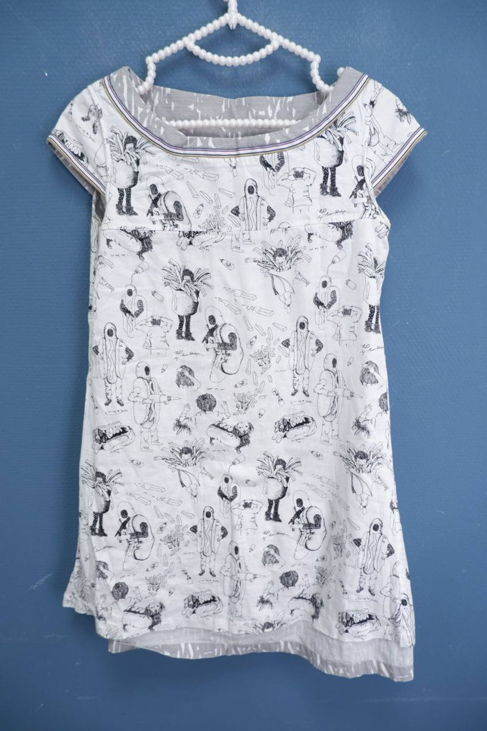 Платье двухстороннее с принтом 42 размер