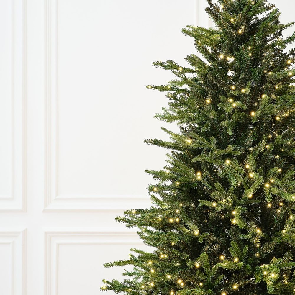 Елка с гирляндой встроенной «Elegance» (Литая+пвх) 210 см / 2,1 м