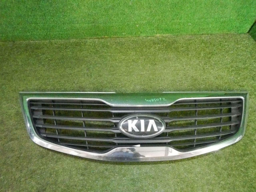 Решетка радиатора Kia Sportage 3 SL (2010-2014)