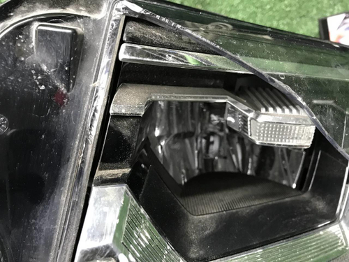 Битая Фара левая VW Teramont (2017-2022) LED