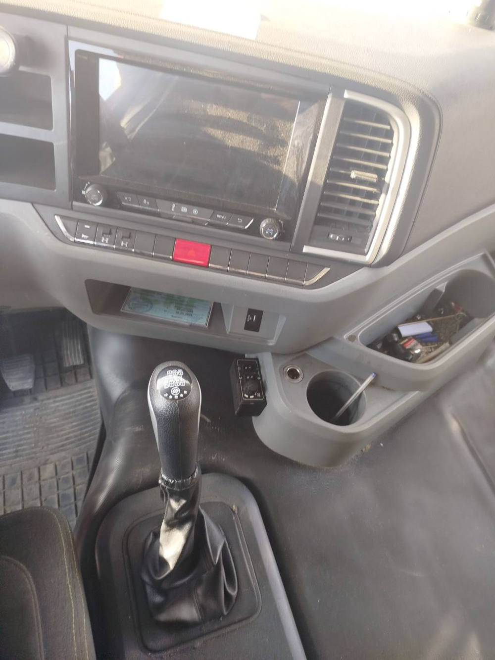 Shacman (Shaanxi) SX* 6x6 Самосвал SX32586V385 (Дизельный, 11,6 л, 423 л.с., МТ)