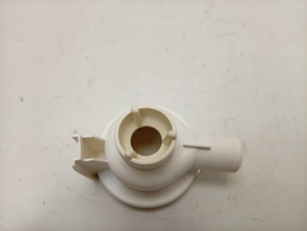 FCS800C кт34 Улитка сливного насоса для стиральной машины Electrolux Zanussi AEG 1322763010 б/у