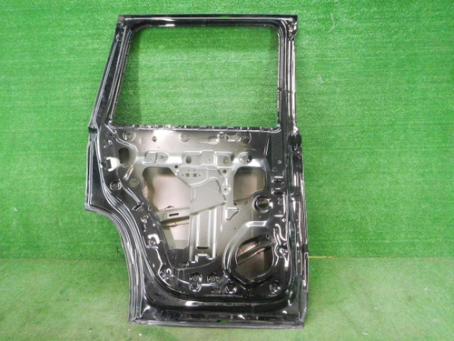 Дверь задняя левая Cadillac Escalade 4 (2014-2020)