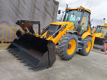 Экскаватор-погрузчик Lonking 84C