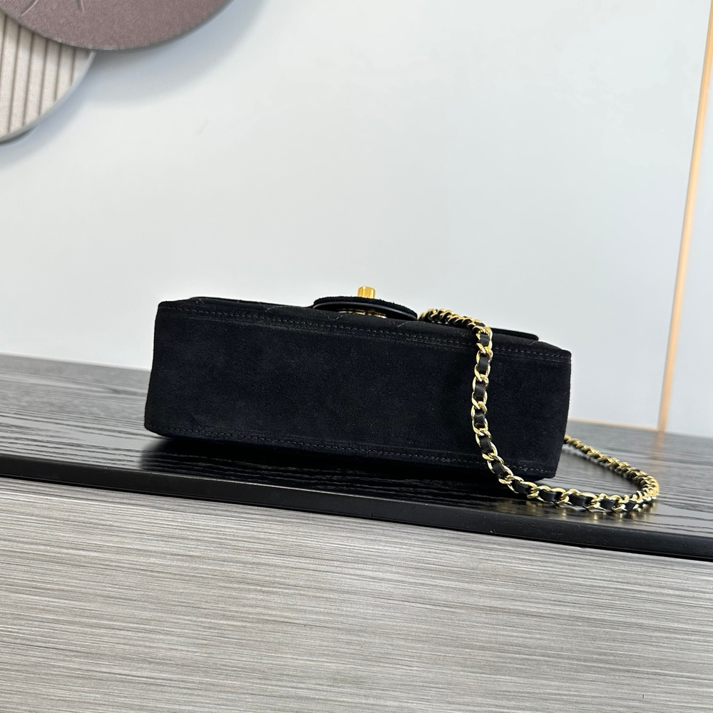Chanel Mini Classic Handbag 20 cm