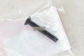 90122-MKN-D50. SCREW, OVAL, 6X40