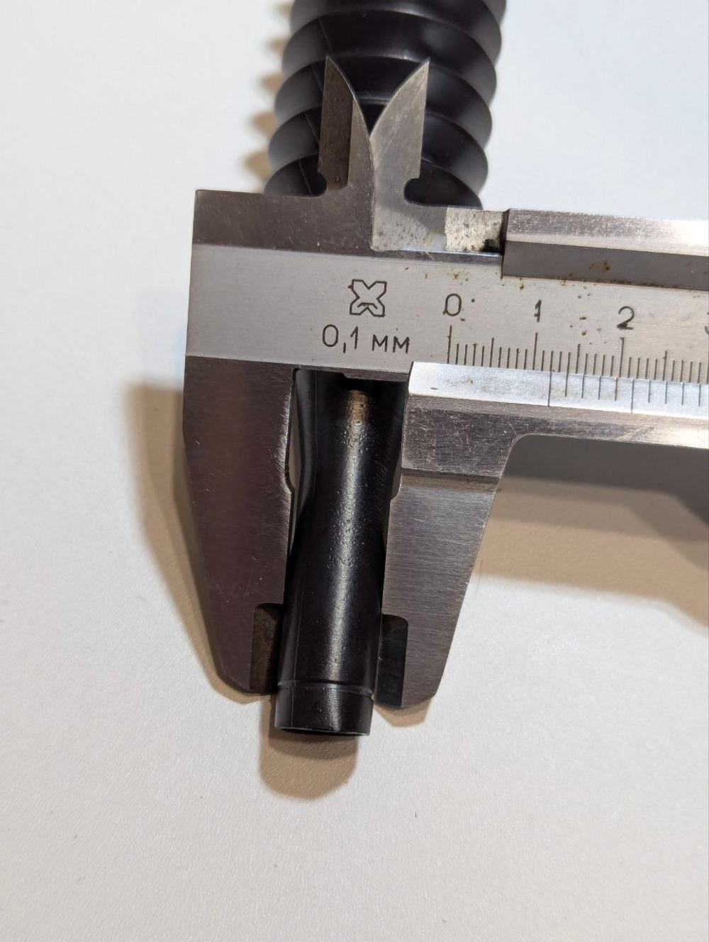 Насадка непроливайка с гибким наконечником воронка заправочная складная для масла и топлива (Синяя)