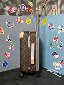 Дорожный чемодан Louis Vuitton Horizon 50