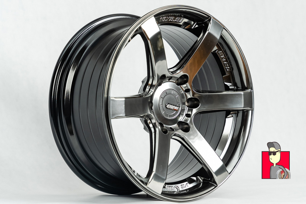 Комплект дисков Cosmis XT-006 18x8.5 et25 6x139.7