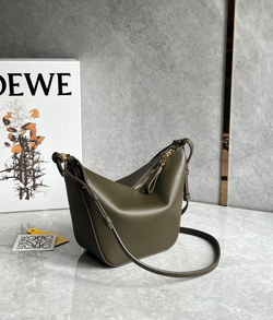 Loewe Mini Hammock Hobo 28 cm