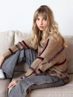 Свитер рваный паутинка