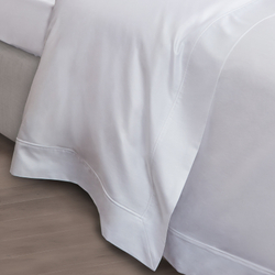 Постельное белье cемейное Сlaire Batiste Frau Diamante белое