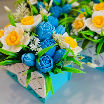 Букет из мыла «Тюльпаны и нарциссы, блюскай»