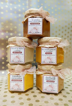 Подарок маме. Набор мёда из 5 баночек по 0,150 гр.