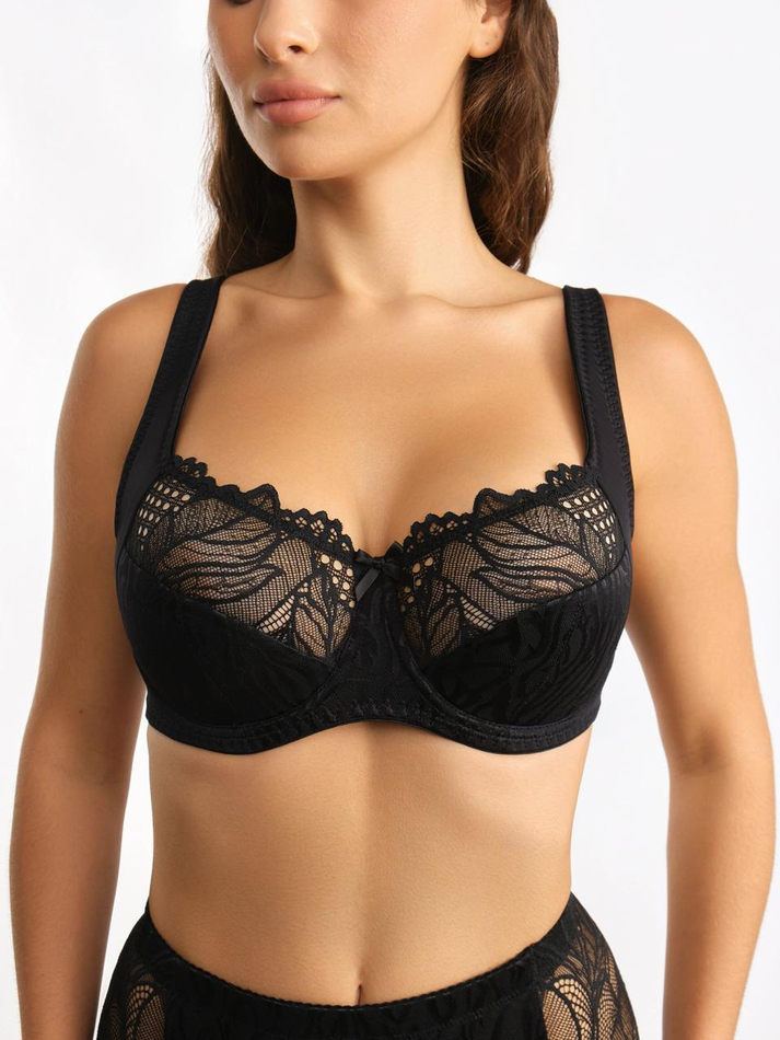 Бюстгальтер OIRO Monica с чашками на спонже