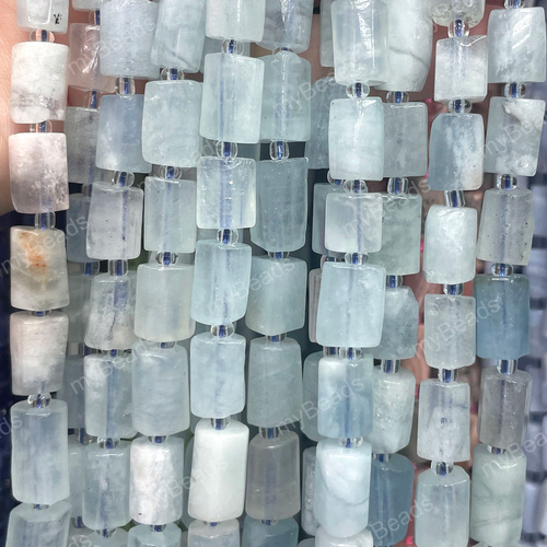 Аквамарин ок.11х7 мм, бусины - цилиндры (нить 38 см)