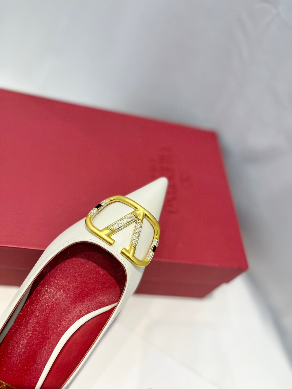 Valentino Vlogo Ballet Flat