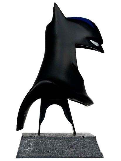 Маска Бэтмена 1:3 18см / DC (The Animated Series 1992) Batman Cowl Gold Label