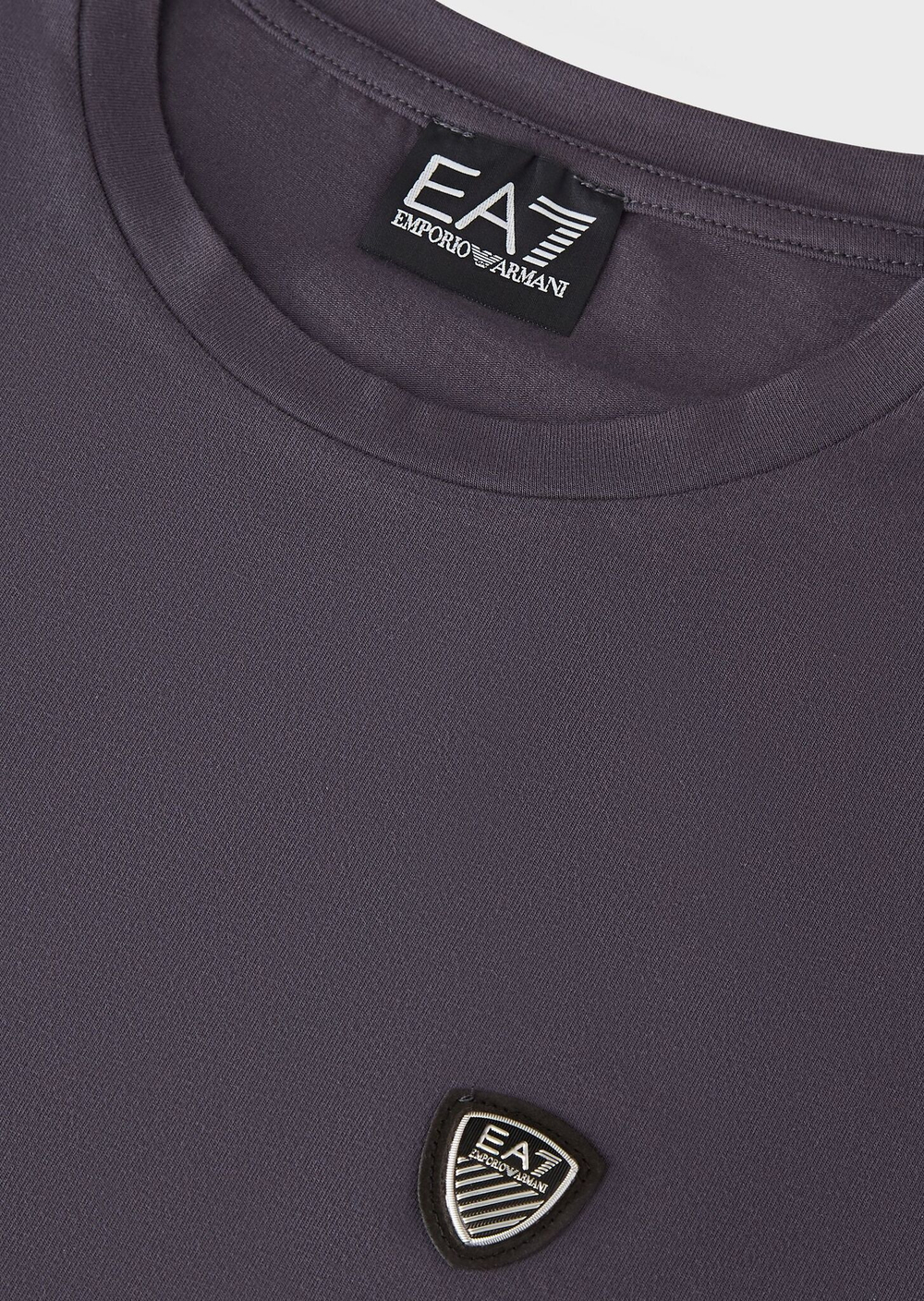 Футболка Emporio Armani EA7