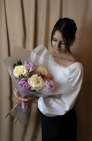Букет из пионов и французских роз (#501)
