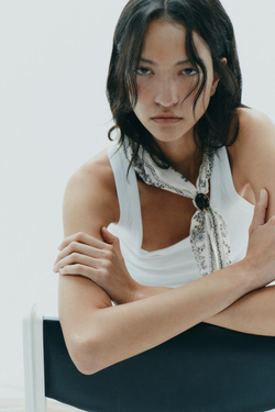 ZARA БАНДАНА С ПРИНТОМ ИЗ ХЛОПКА С КАМНЯМИ, ЭКРЮ