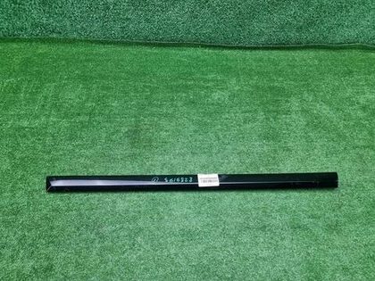 Накладка двери задняя правая BMW X7 G07 (19-нв)