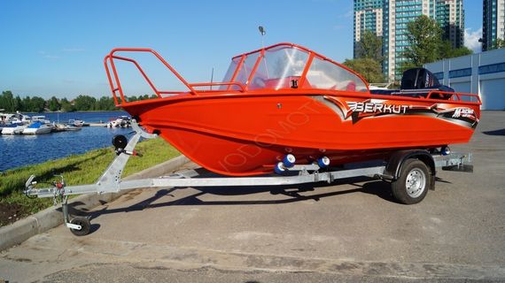 Катер Berkut M-Jacket