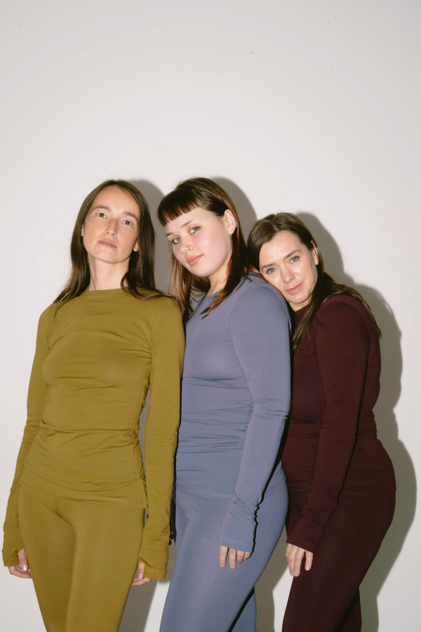 Лонгслив слим силуэта | + цвета