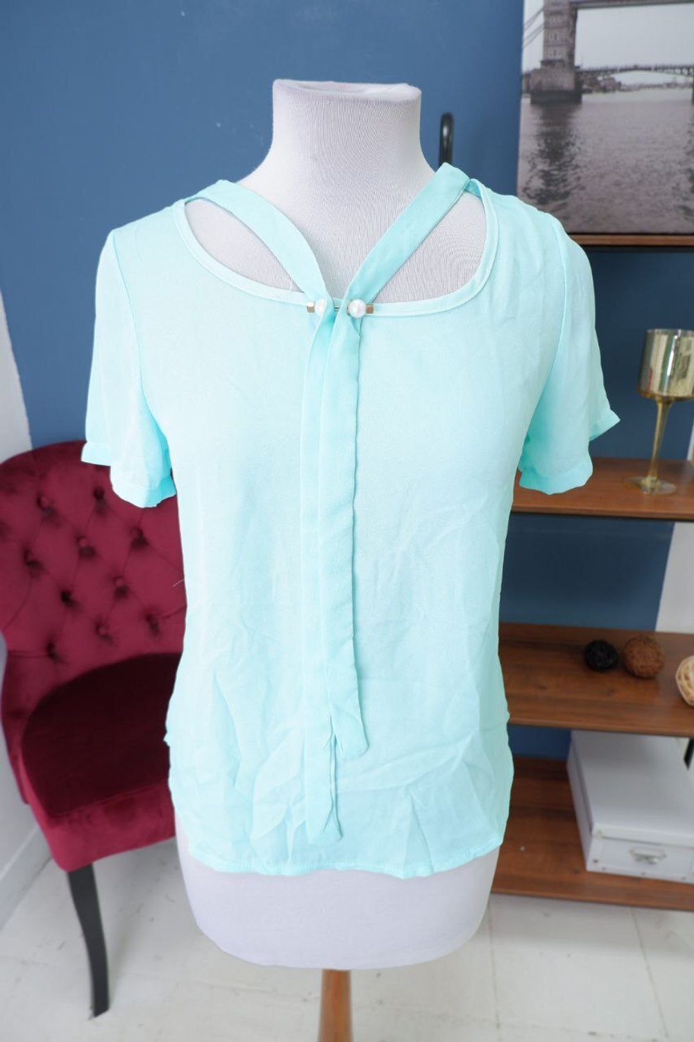 Блузка Lia красивая 48 размер, новая