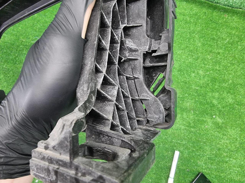 Воздуховод радиатора BMW M5 F90 (2020-2024)