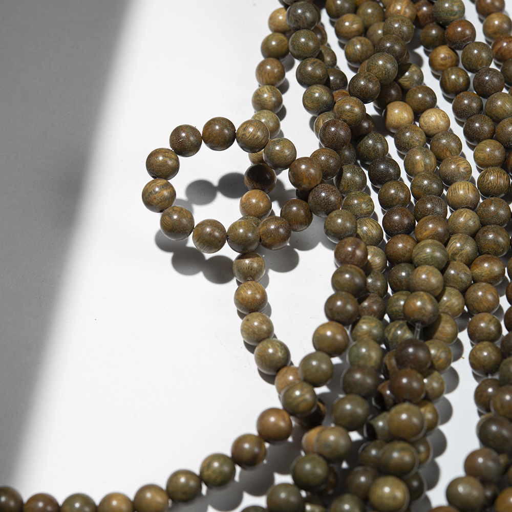 Сандал зеленый, бусины в форме шара, 8,1мм