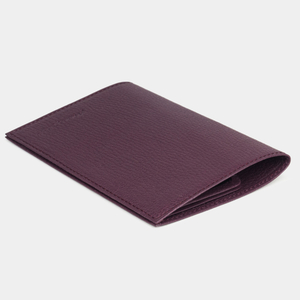 Кожаная обложка для паспорта, коза фиолетового цвета