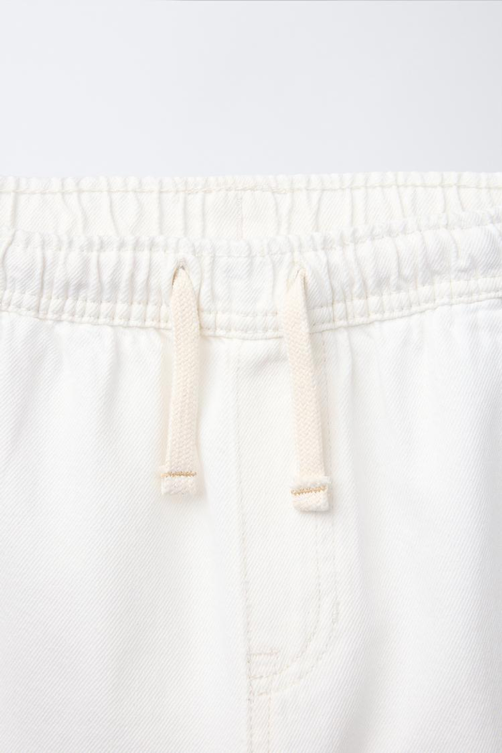 ZARA СВОБОДНЫЕ ДЖИНСЫ С ЭЛАСТИЧНОЙ ТАЛИЕЙ, ЭКРЮ