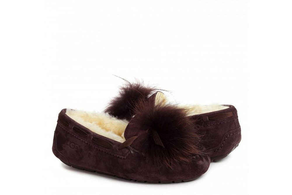 UGG Dakota Pom Pom Chocolate