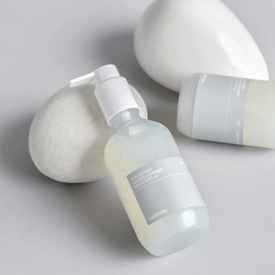 Гель-пенка для умывания с комплексом церамидов Celimax Dual Barrier Mild Gel Cleanser 200 мл