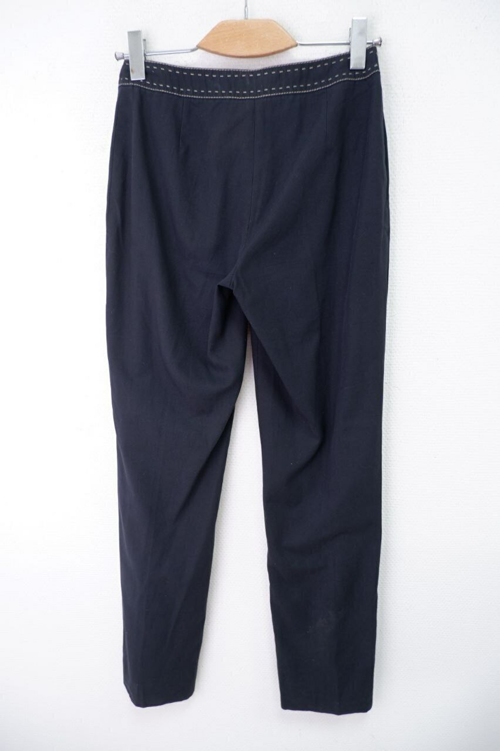 Брюки Apriori  базовые 42 размер