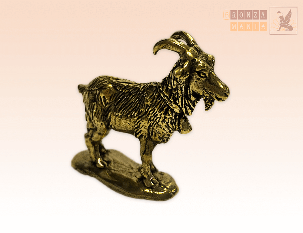 фигурка Коза с колокольчиком