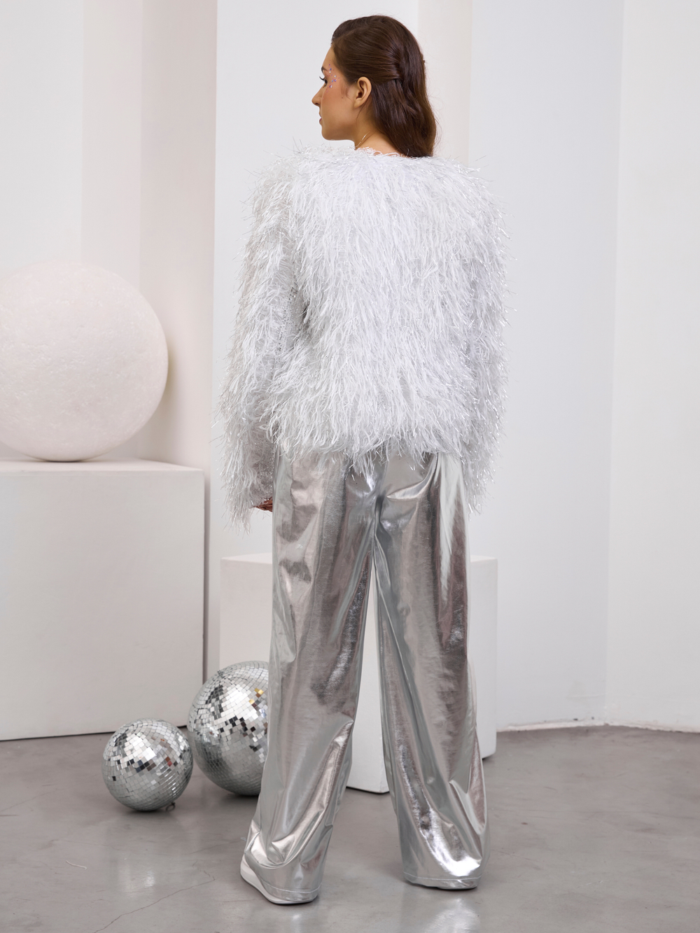 Костюм тройка брючный праздничный с пайетками для девочки металл серебро