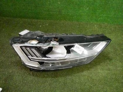 Битая Фара правая Audi A8 4 D5 (2017-н.в.) LED