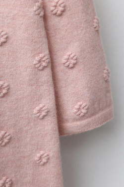 ZARA ДЛИННЫЙ ВЯЗАНЫЙ КОМБИНЕЗОН С ВЫШИТЫМИ ЦВЕТАМИ, СВЕТЛО-РОЗОВЫЙ