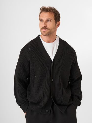 Черный кардиган с разрывами QWE