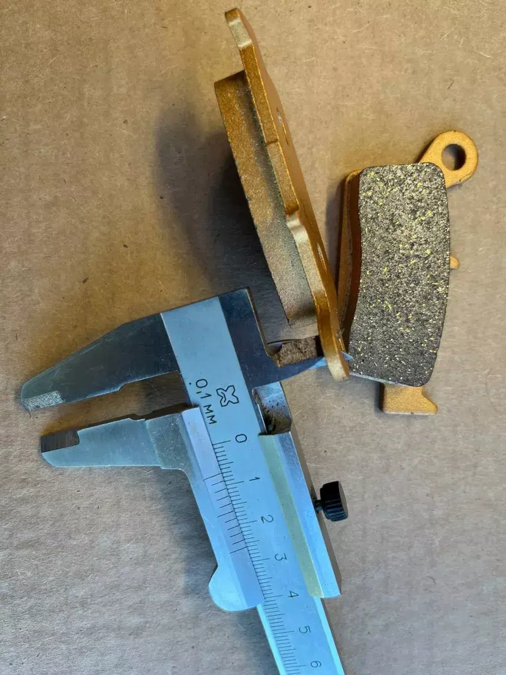 Колодки тормозные износостойкие для эндуро мотоцикла JMC