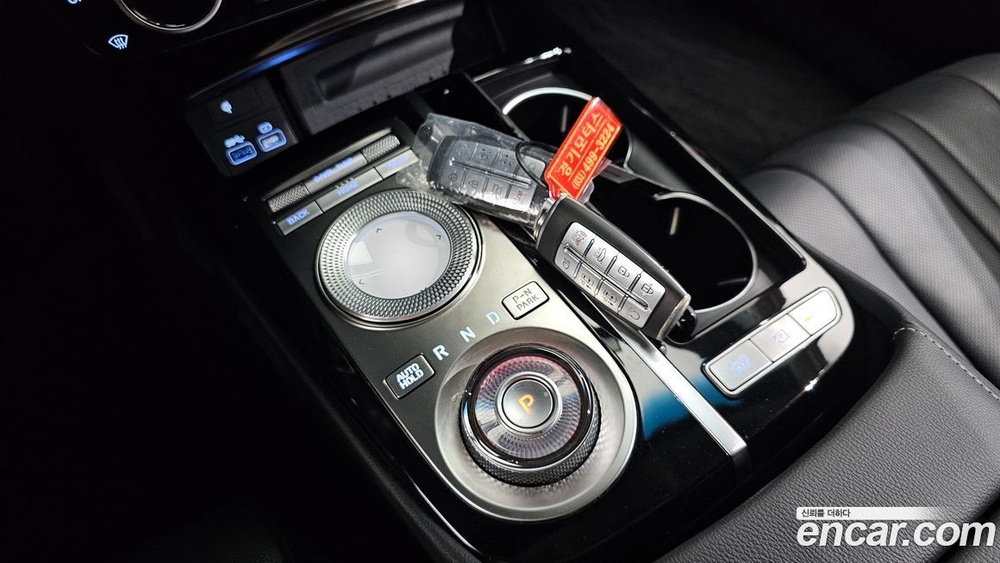 Genesis G80 (RG3) Бензин 2.5 Turbo 2WD (01.2022)
