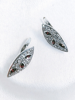 "Севилья" серьги в серебряном покрытии из коллекции "Сударыня" от Jenavi с английским замком