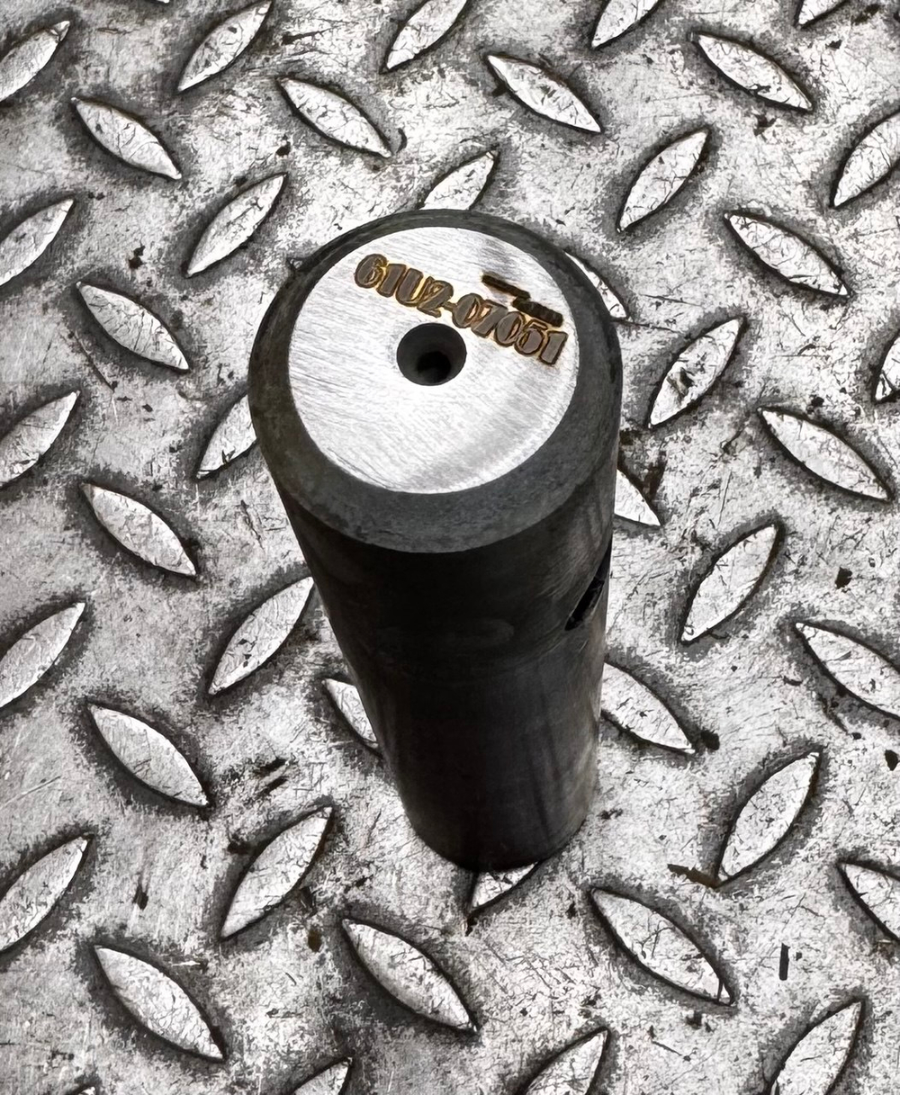 Палец 61U2-07051