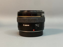 Canon EF 50mm f/1.4 USM