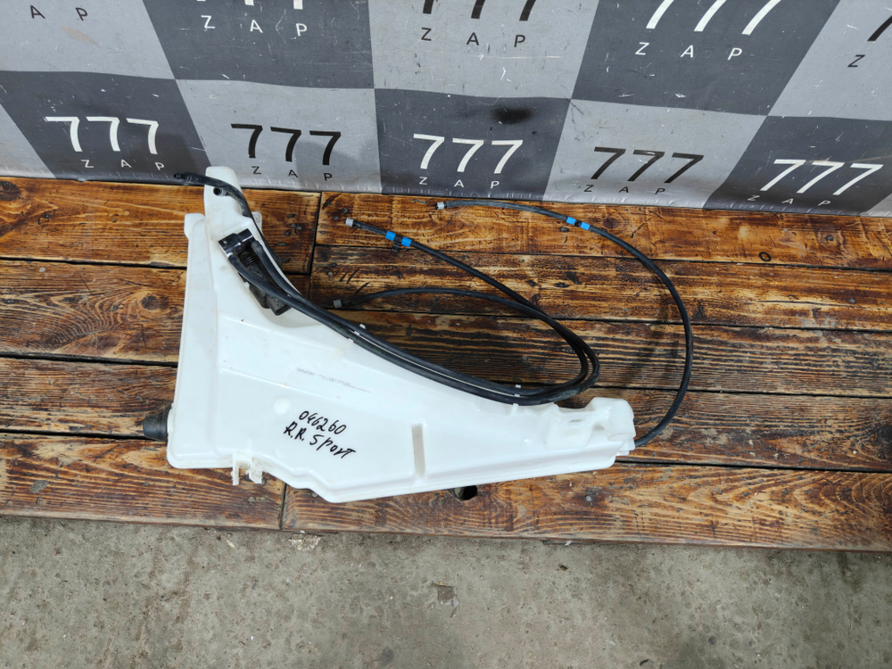 Бачок омывателя Land Rover Range Rover 4 (L405), Range Rover Sport 2 13-22 Б/У Оригинал LR118191