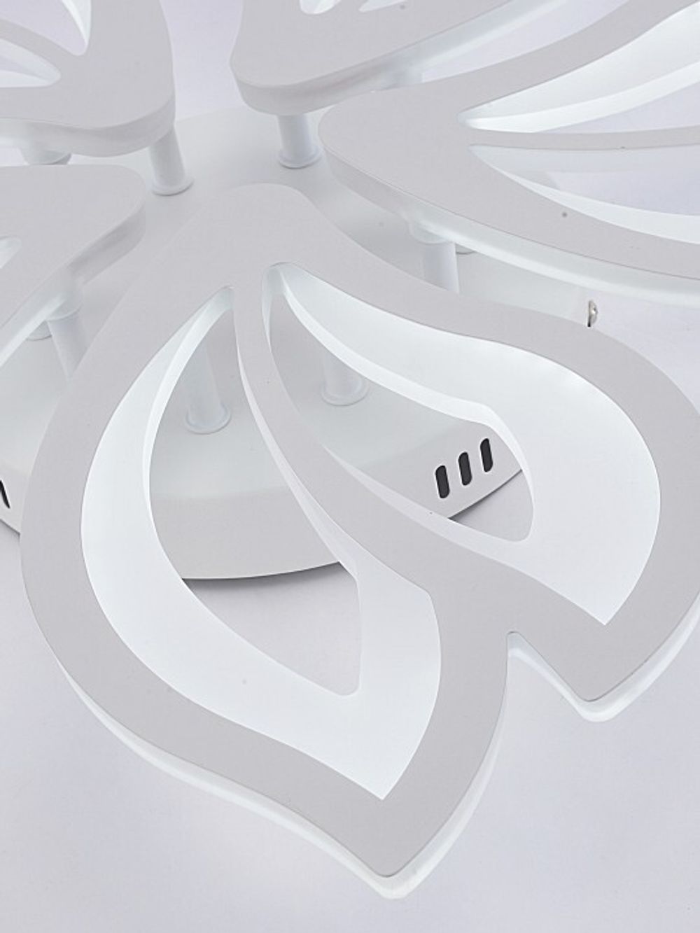 Потолочная люстра Natali Kovaltseva FORTUNA LED LAMPS 81107/4C