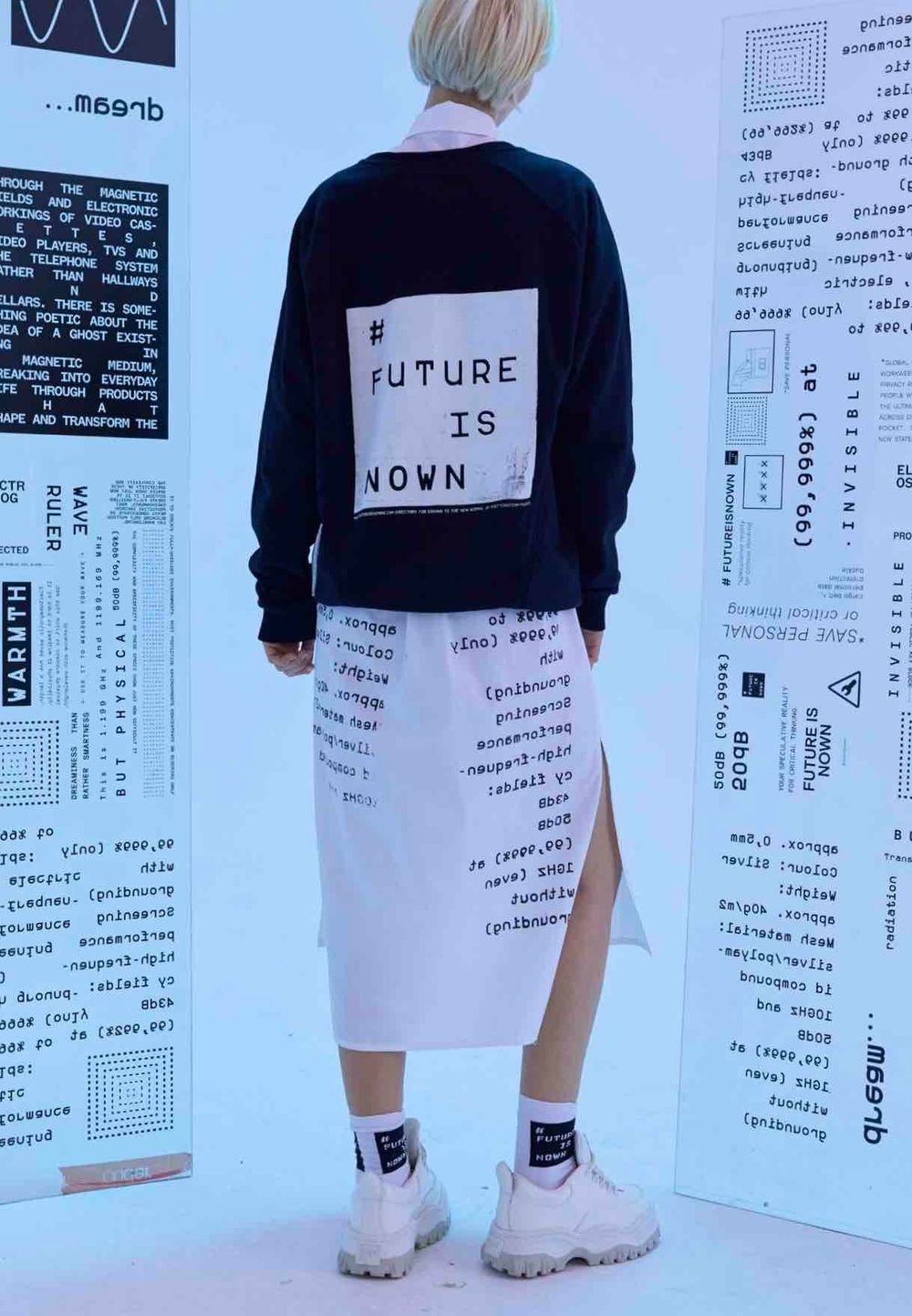 Толстовка Futureisnown Tag Back Sweatshirt Черная